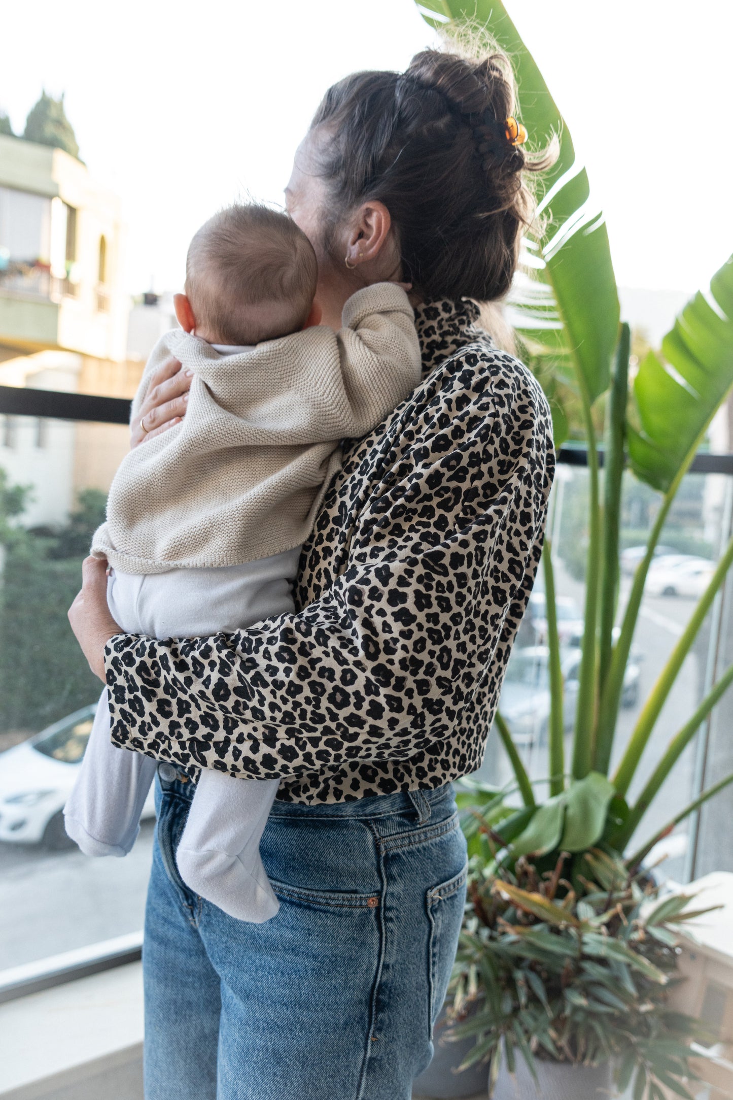 Leopard nursing turtleneck