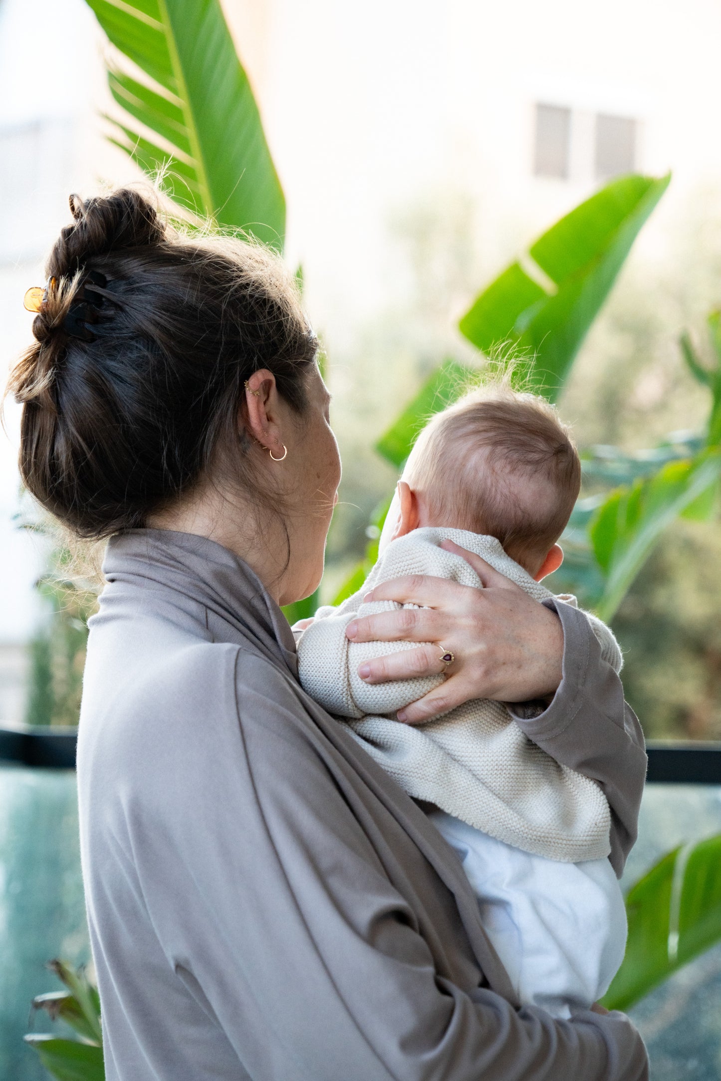 Mocha flowy nursing turtleneck