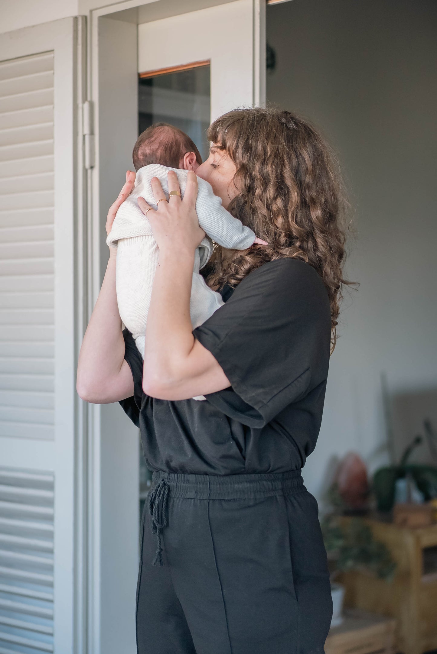 Black nursing tee